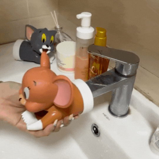 Cartoon Themed Tap Faucet Extender ( Assorted Pack of 1 )