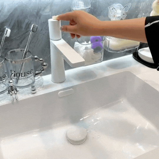 Cartoon Themed Tap Faucet Extender ( Assorted Pack of 1 )