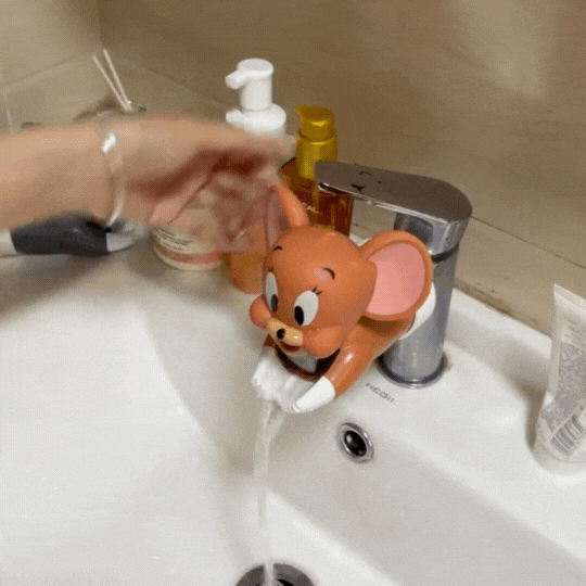 Cartoon Themed Tap Faucet Extender ( Assorted Pack of 1 )